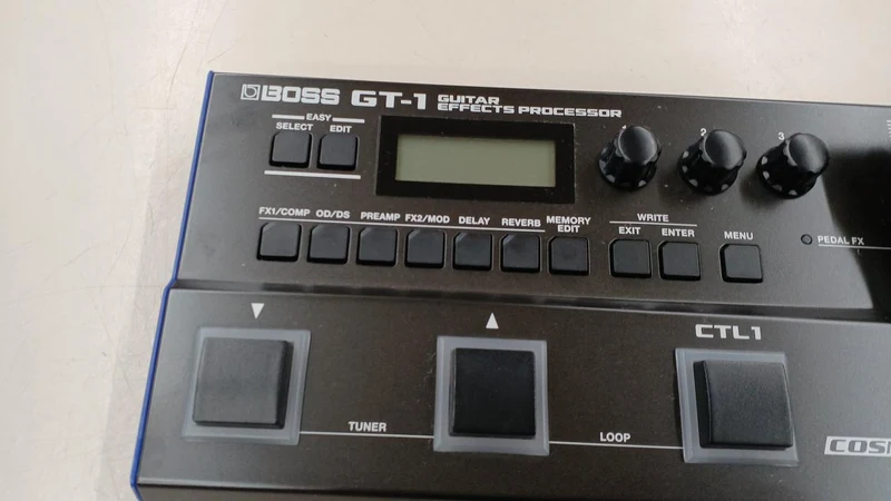 BOSS Multi-Effektgerät GT-1