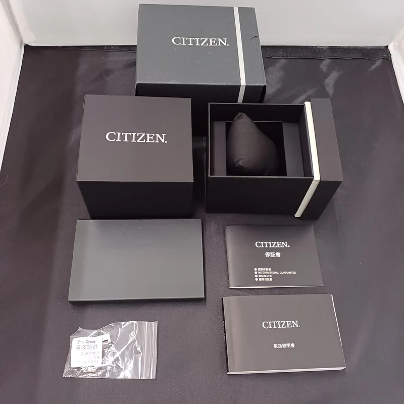 CITIZEN Funkgesteuerte Solar-Armbanduhr CB3010-57L