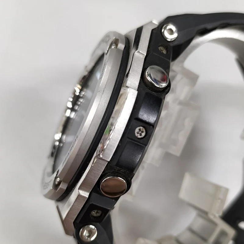 CASIO G-SHOCK GST-W110