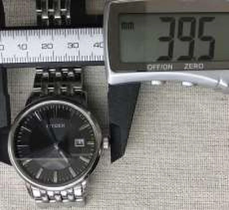 CITIZEN ECO-DRIVE Solar-Armbanduhr E111