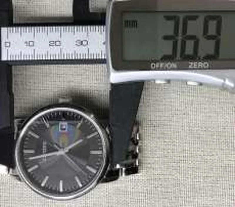 CITIZEN ECO-DRIVE Solar-Armbanduhr E111