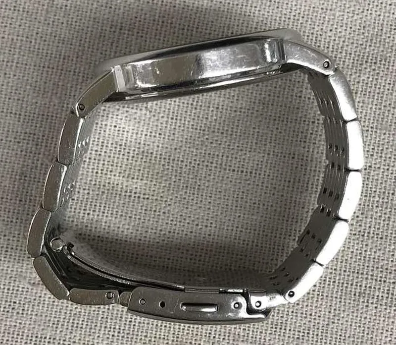 CITIZEN ECO-DRIVE Solar-Armbanduhr E111