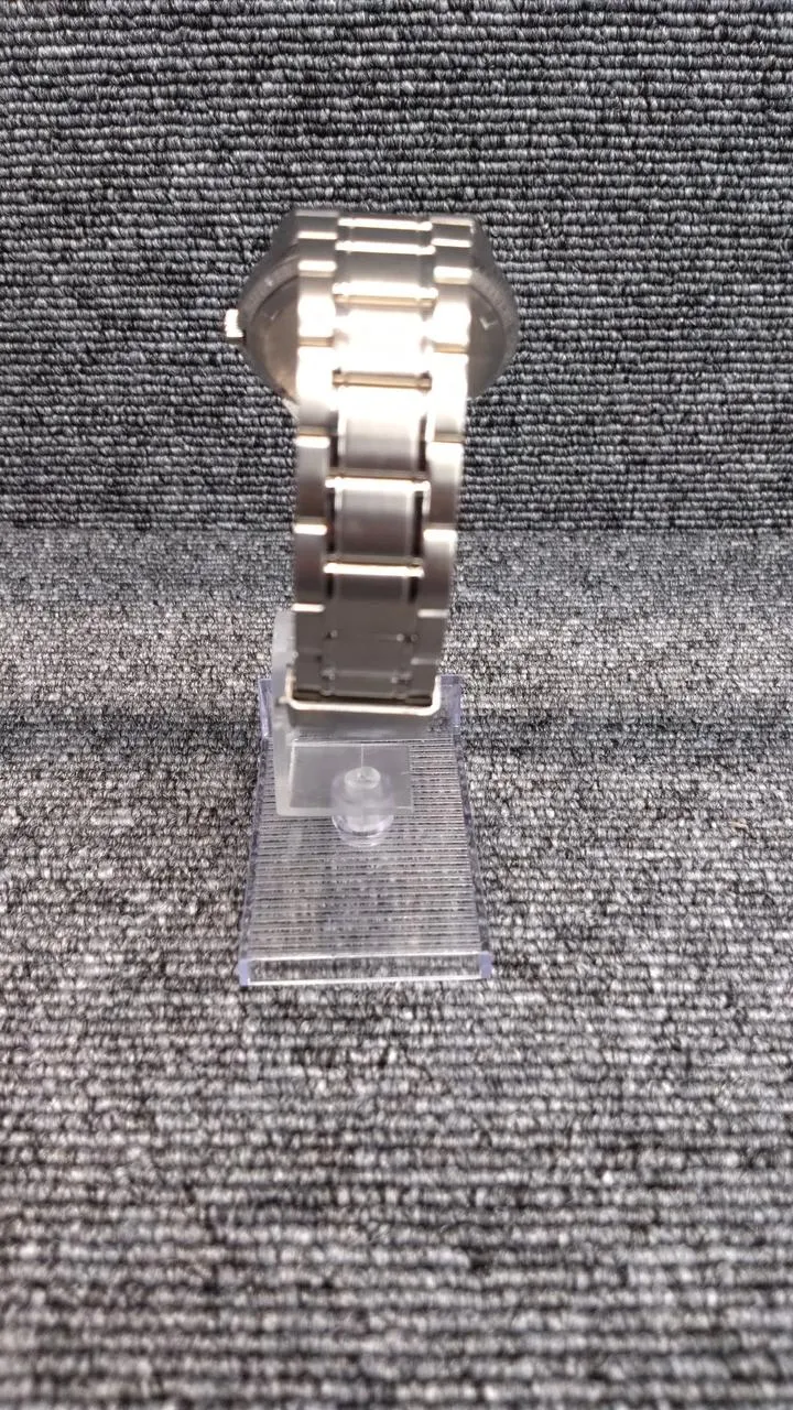 CITIZEN Solar-Armbanduhr E111-S027161