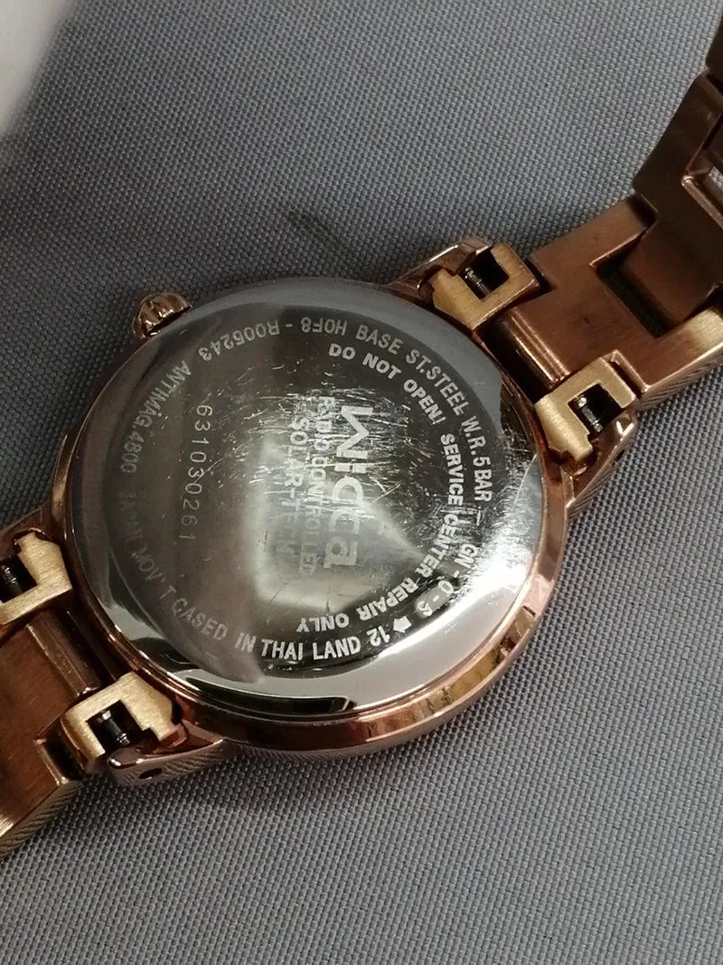 [SCHROTT] CITIZEN Solar-Quarz-Armbanduhr H0F8-R005243