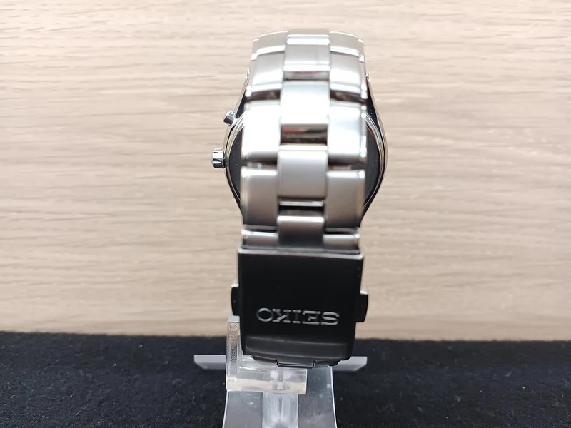SEIKO Solar-Armbanduhr 8B43-0AB0