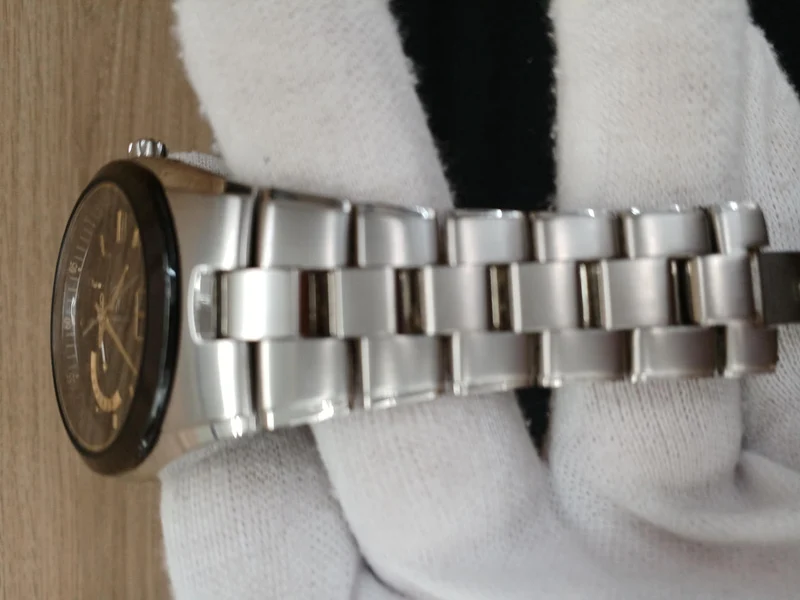 SEIKO Solar-Armbanduhr 8B43-0AB0