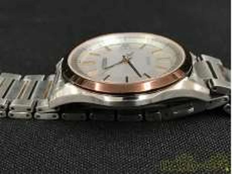 CITIZEN Solarradio H110-T020020