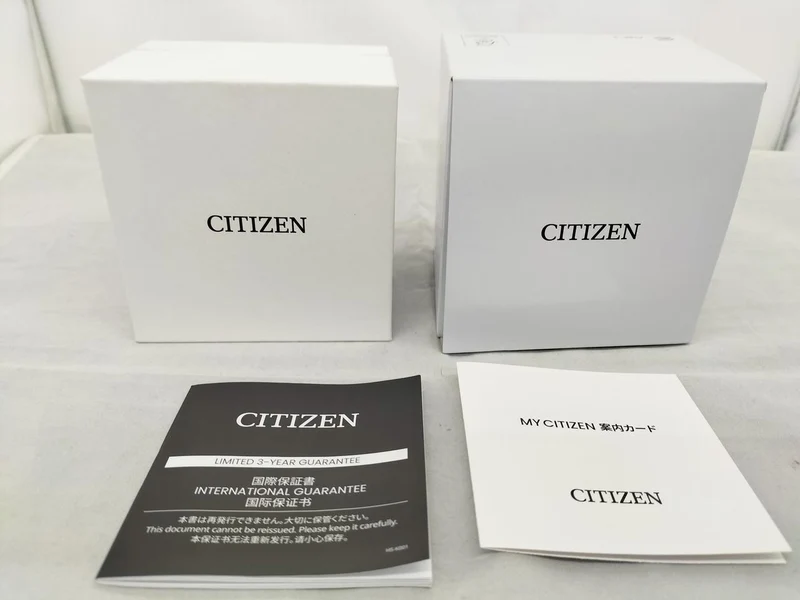 CITIZEN Eco-Drive Funkgesteuerte Uhr H874-005HK01