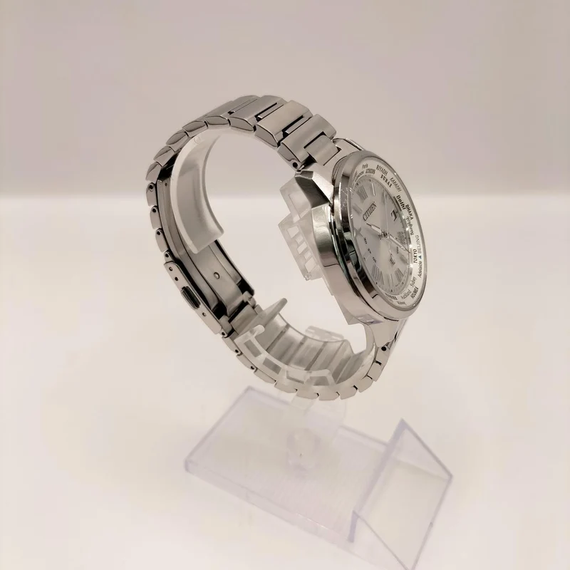 CITIZEN Eco-Drive Funkgesteuerte Uhr H149-T018335