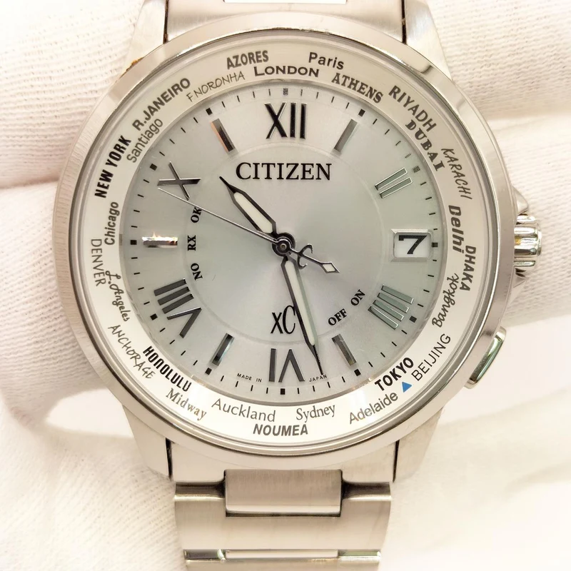 CITIZEN Eco-Drive Funkgesteuerte Uhr H149-T018335