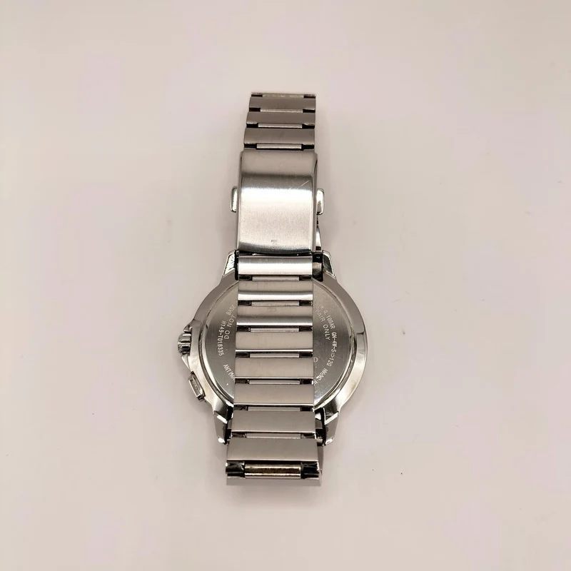 CITIZEN Eco-Drive Funkgesteuerte Uhr H149-T018335