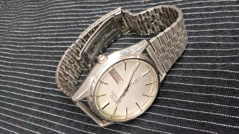 [SCHROTT] SEIKO Quartz (Schrott) KING QUARTZ Zifferblattverfärbung