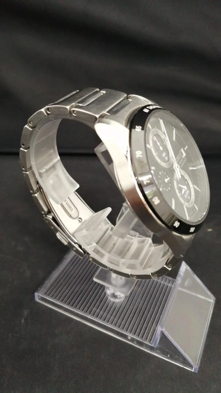 SEIKO Armbanduhr V172-0AP0