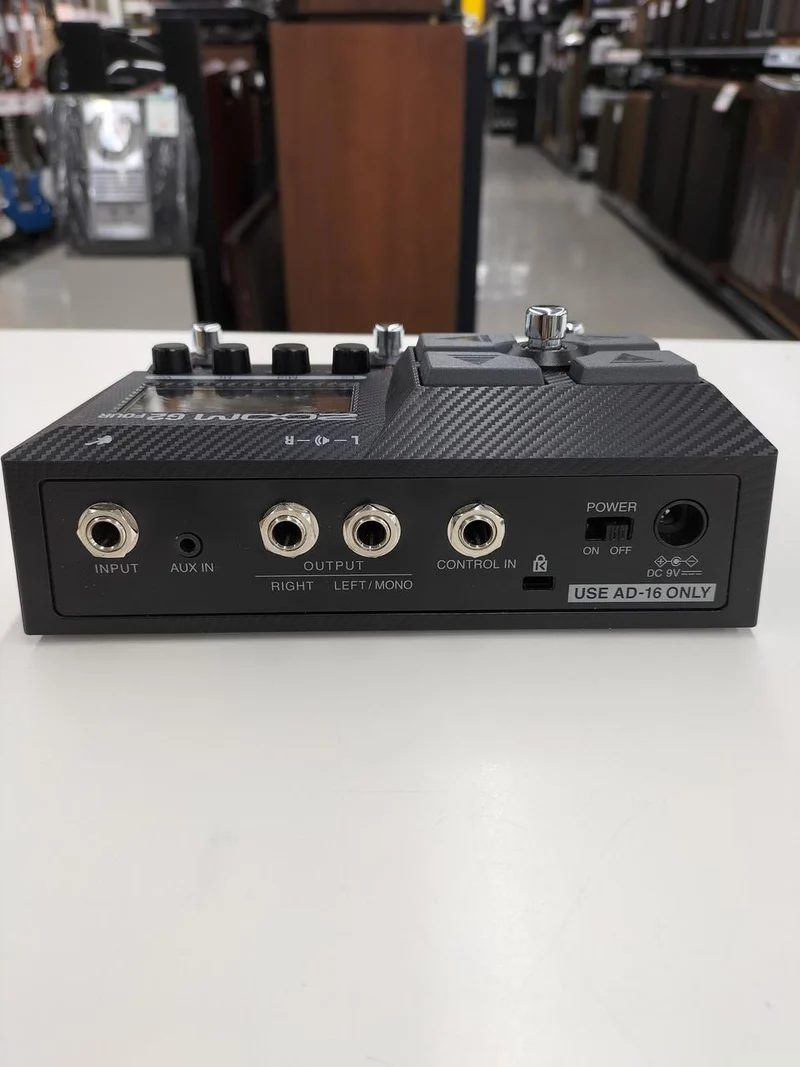 ZOOM Multi-Effekte G2X FOUR