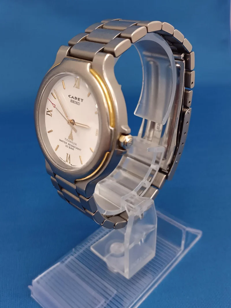 SEIKO Quarz-Armbanduhr 5P31-6250