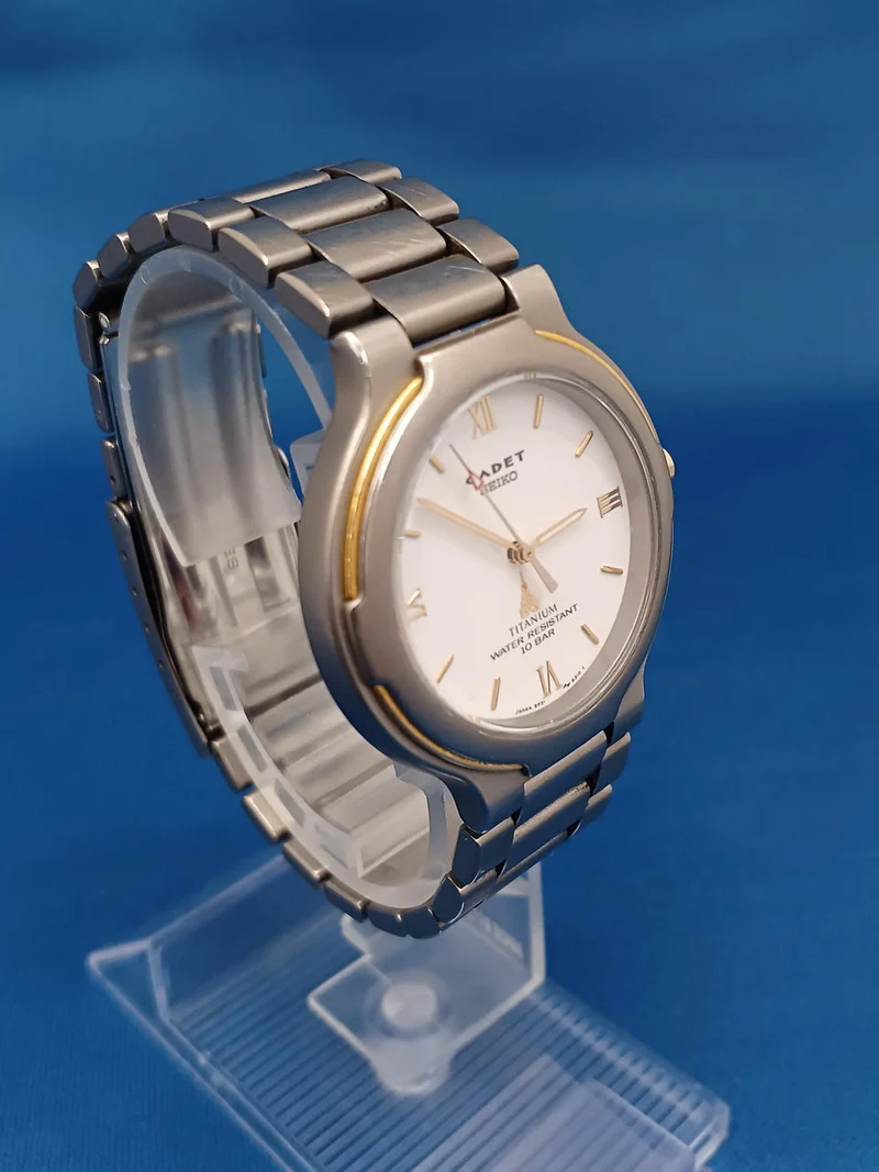 SEIKO Quarz-Armbanduhr 5P31-6250