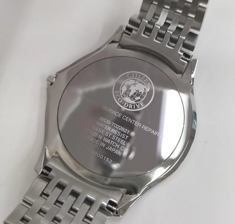 CITIZEN Armbanduhr ECO-DRIVE ONE AR5004-59H