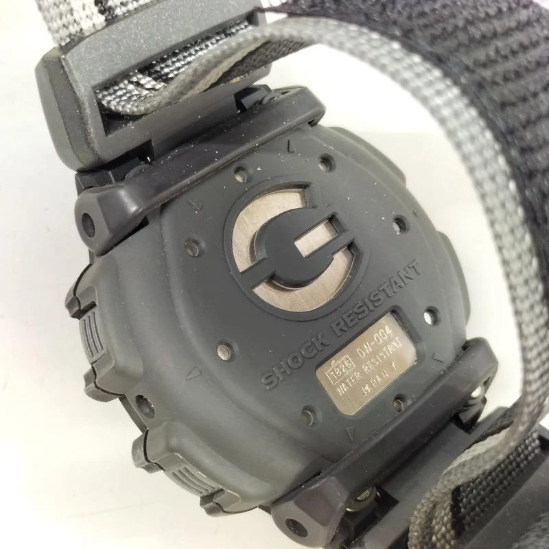 CASIO G-SHOCK DW-004X-1T