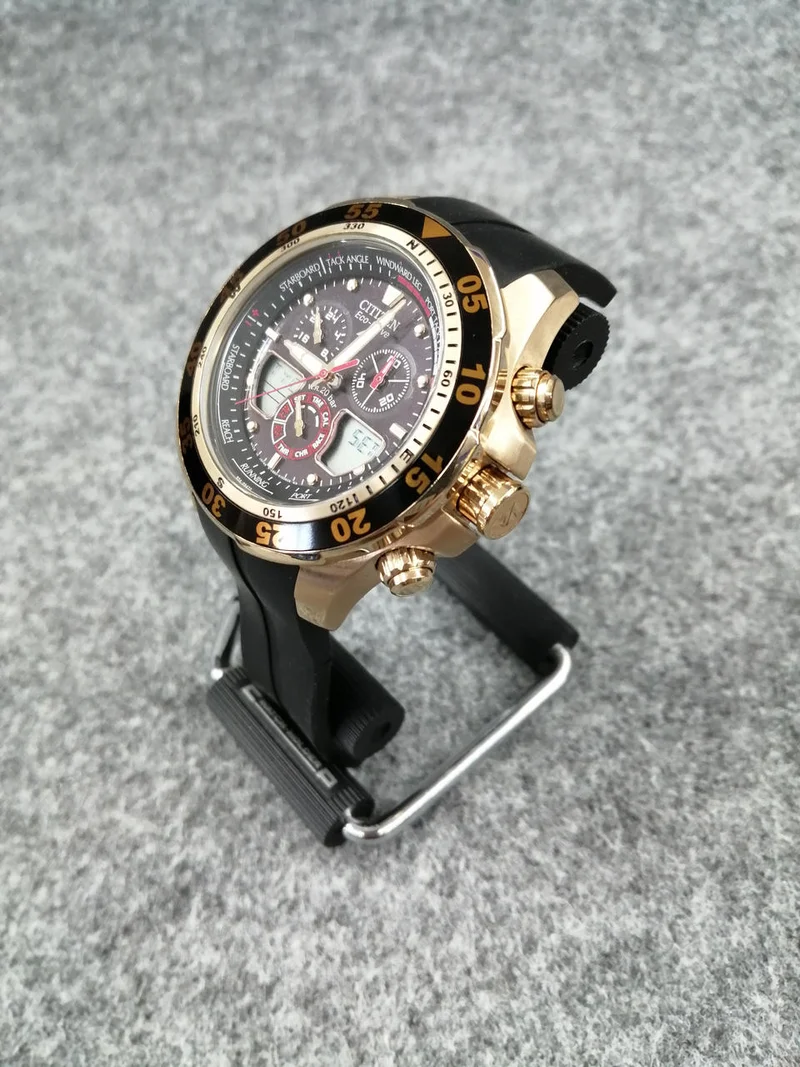 CITIZEN Armbanduhr C660