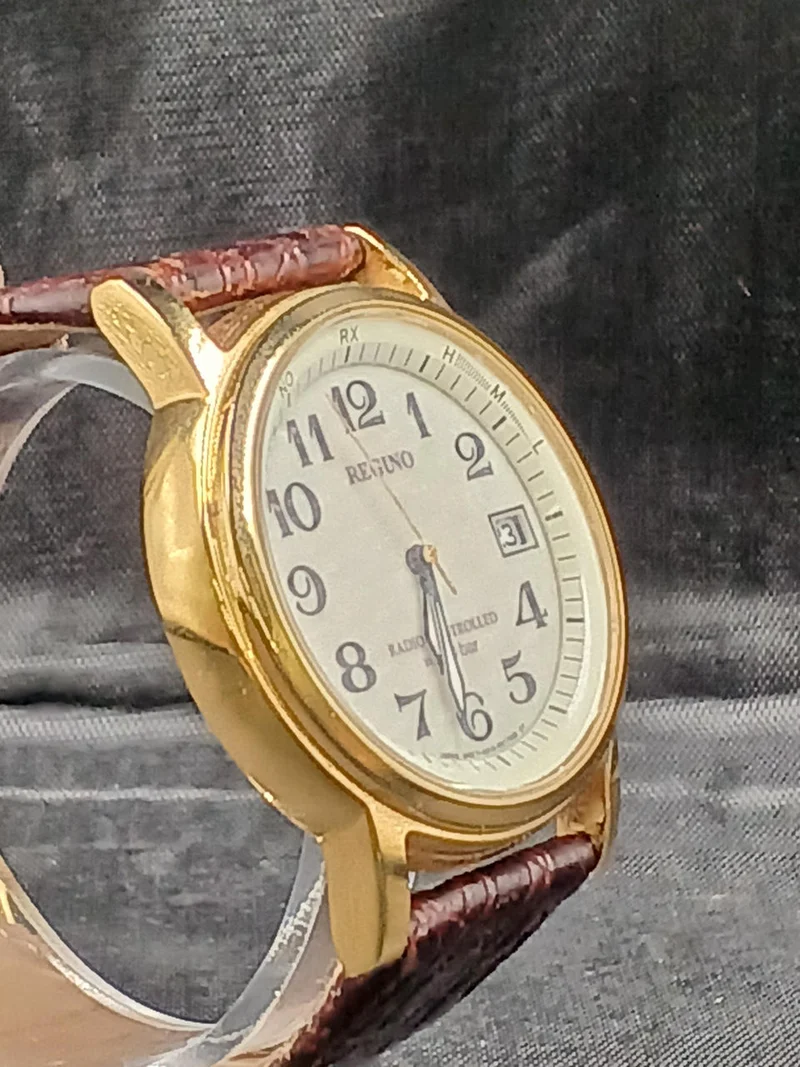 CITIZEN Solar-Funkarmbanduhr H415-R004735