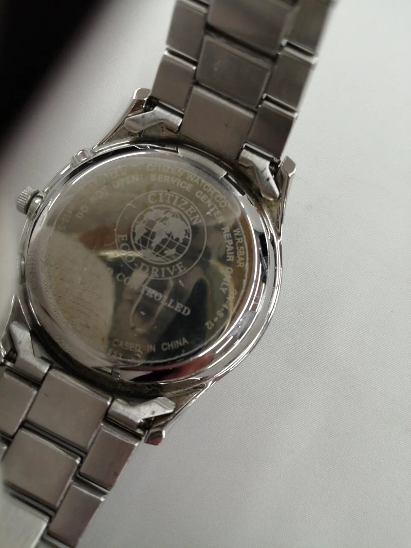 CITIZEN Eco Drive Funkgesteuerte Uhr AS1060-54L