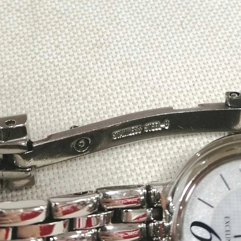 SEIKO Exceline Solar-Armbanduhr Silber × Weiß V117-0BZ0