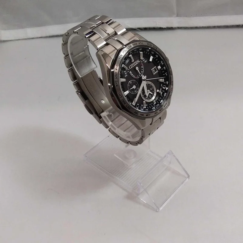 CITIZEN Funkgesteuerte Solar-Armbanduhr GN-4W-S