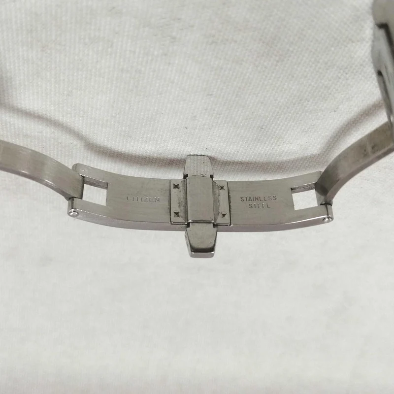 CITIZEN Quarz-Armbanduhr 1015-H26655 Silber