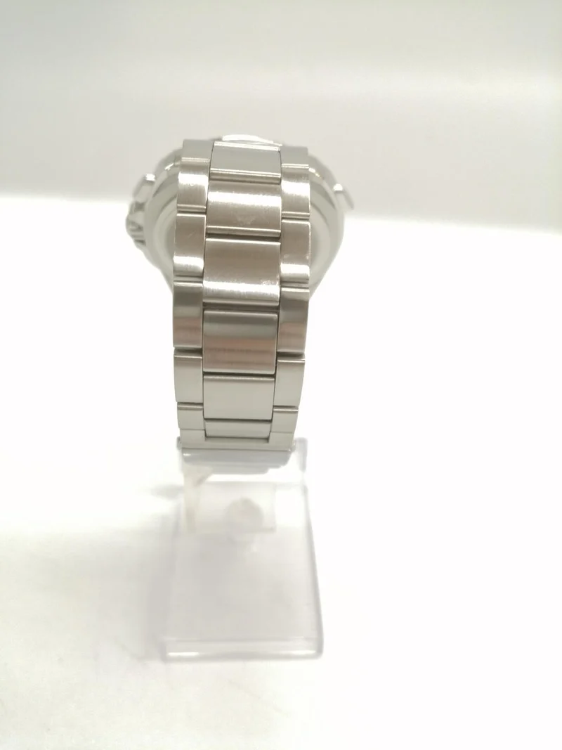 SEIKO Solar-Armbanduhr 8B82-0AL0