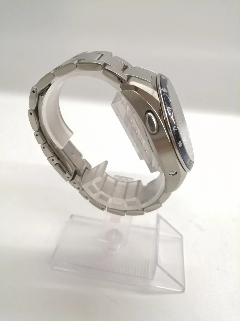 SEIKO Solar-Armbanduhr 8B82-0AL0