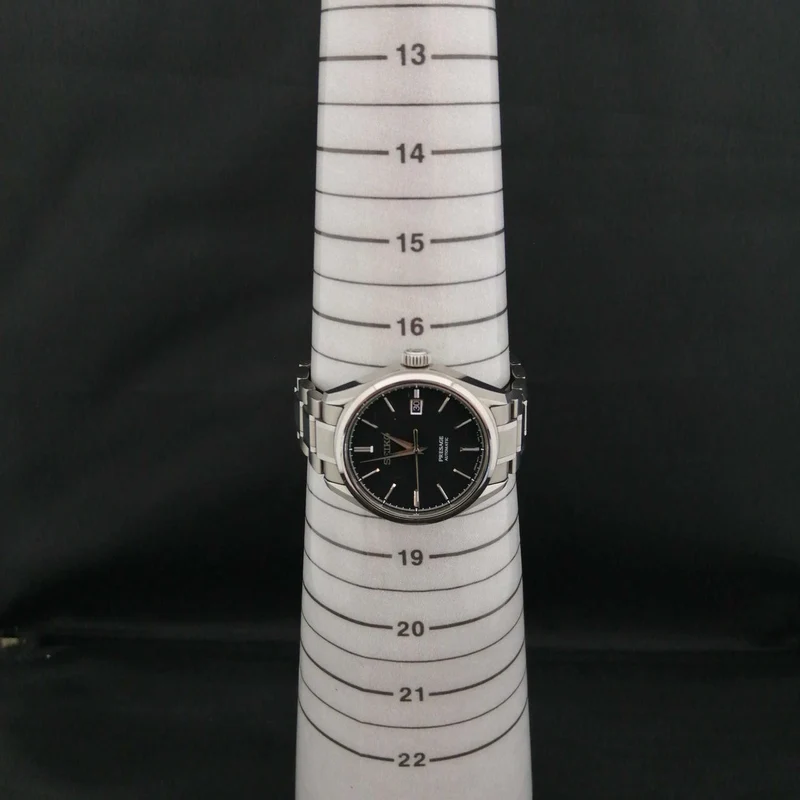SEIKO Automatik-Armbanduhr 6R15-04A0