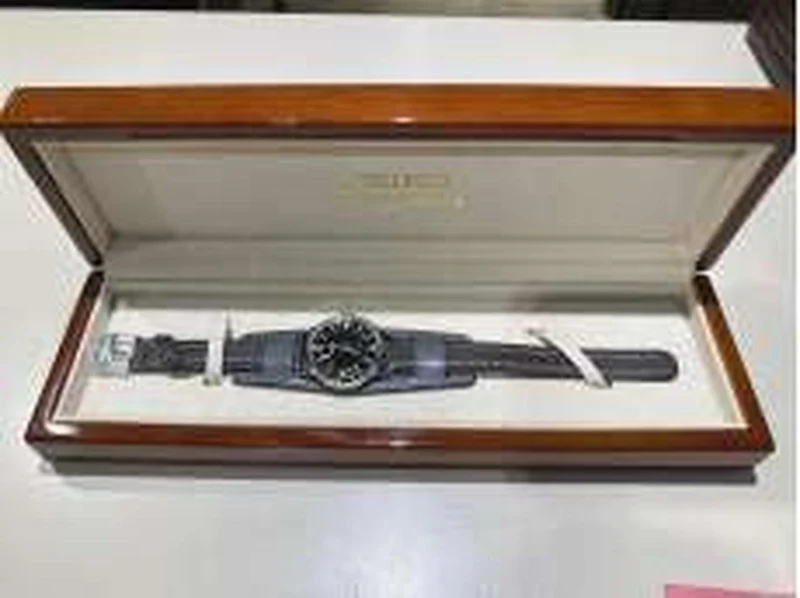 SEIKO Automatik-Armbanduhr 6L35-00E0