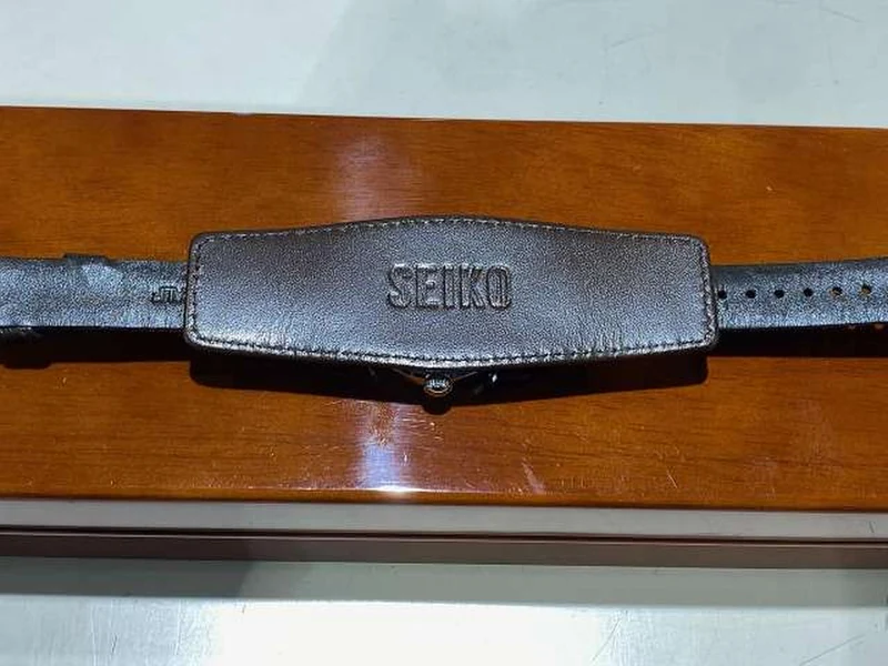 SEIKO Automatik-Armbanduhr 6L35-00E0