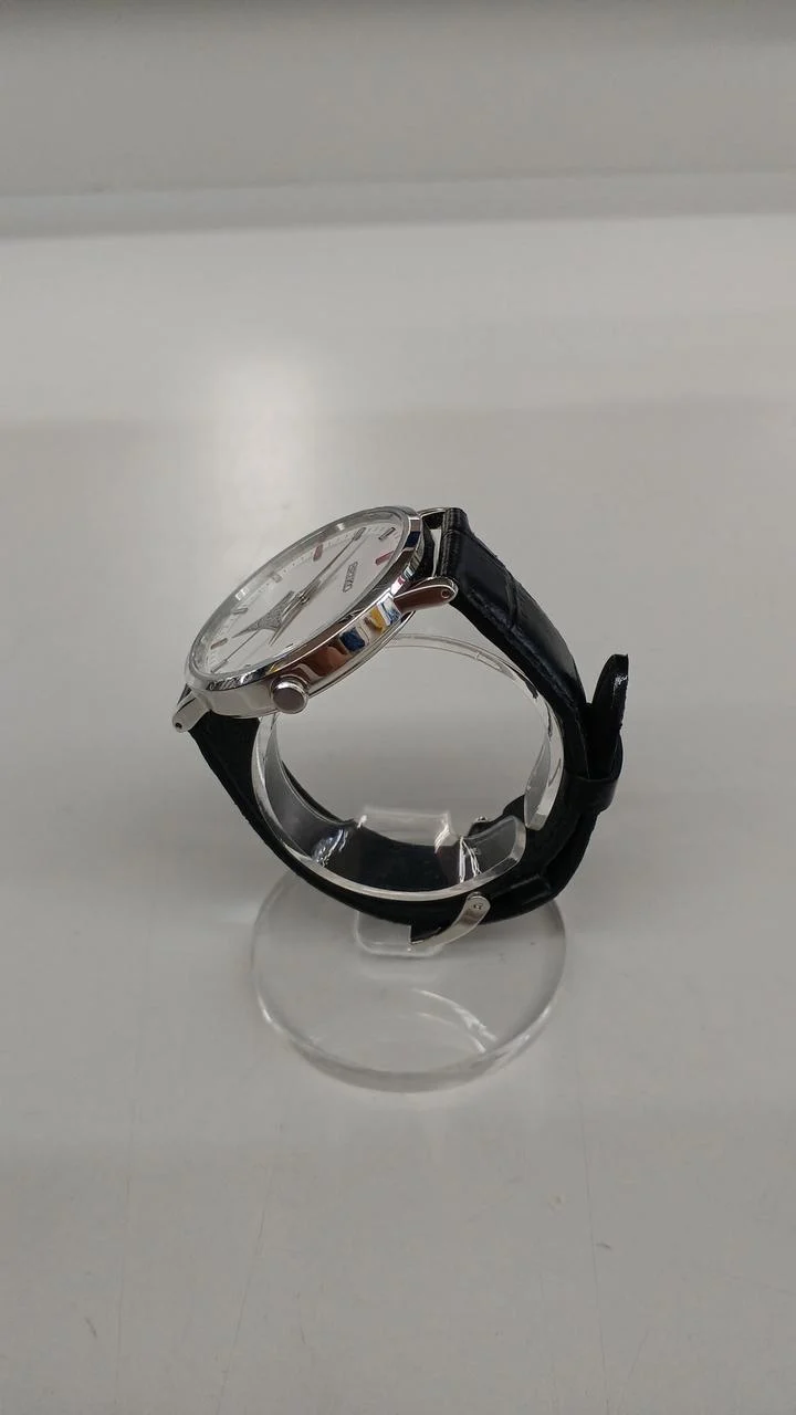 SEIKO Ultraman Tiga GUTS Modell 7N01-HDA0