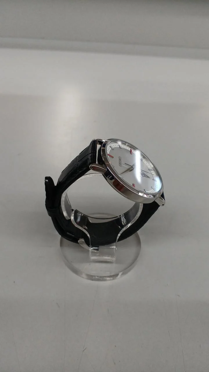 SEIKO Ultraman Tiga GUTS Modell 7N01-HDA0