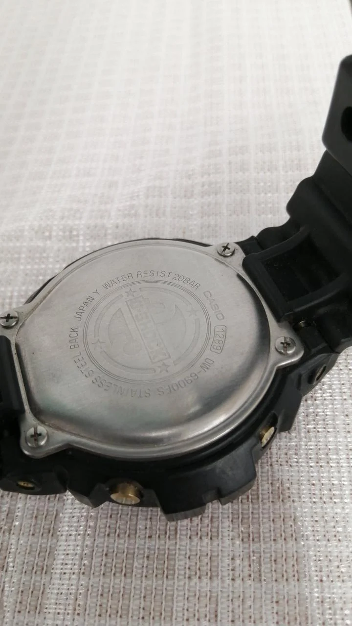 CASIO G-SHOCK DW-6900FS