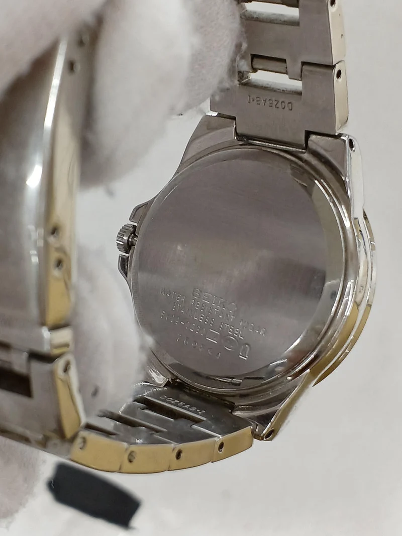 SEIKO Quartz 5Y89-0830