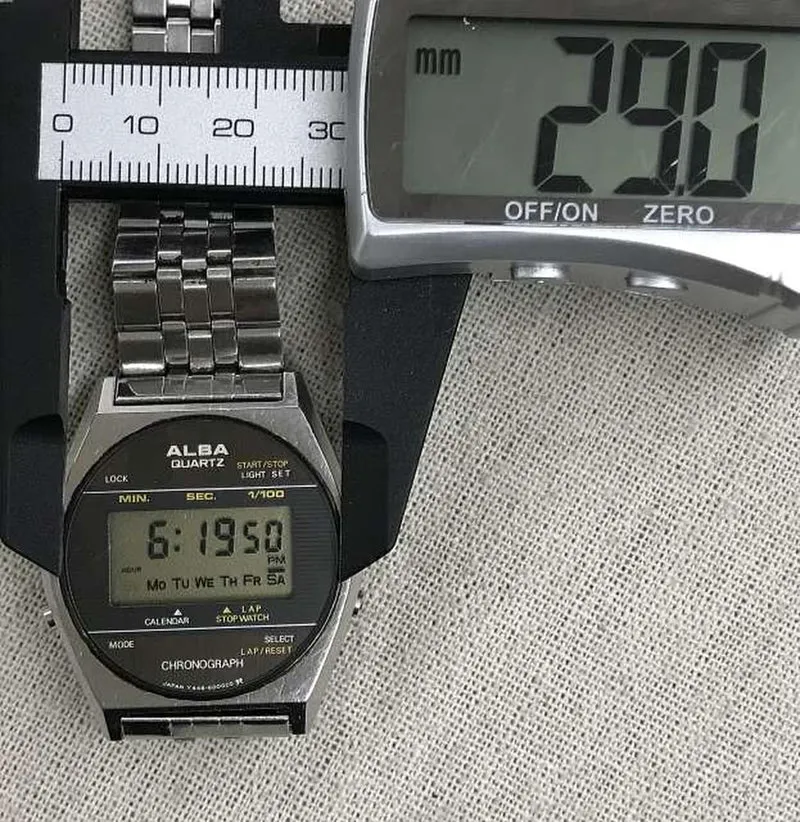 SEIKO ALBA Quarz-Armbanduhr Y448-6000