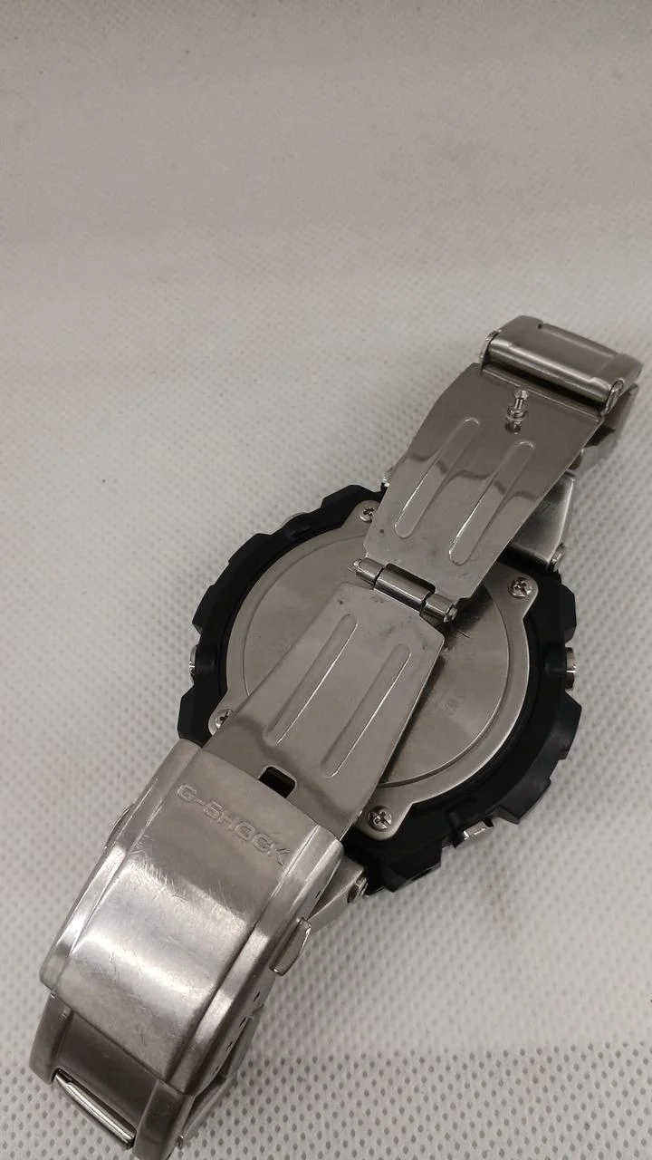 CASIO G-SHOCK GST-W110D