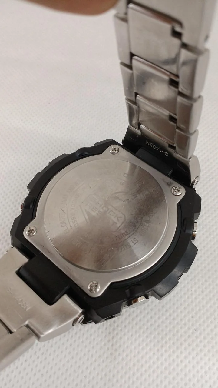 CASIO G-SHOCK GST-W110D