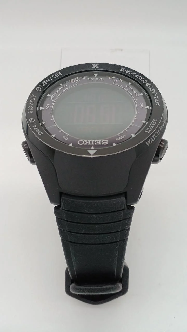 SEIKO Solar-Armbanduhr S830-00A0
