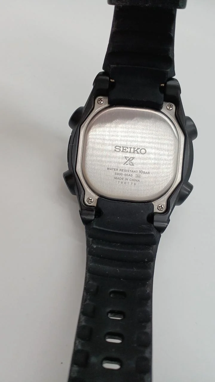 SEIKO Solar-Armbanduhr S830-00A0