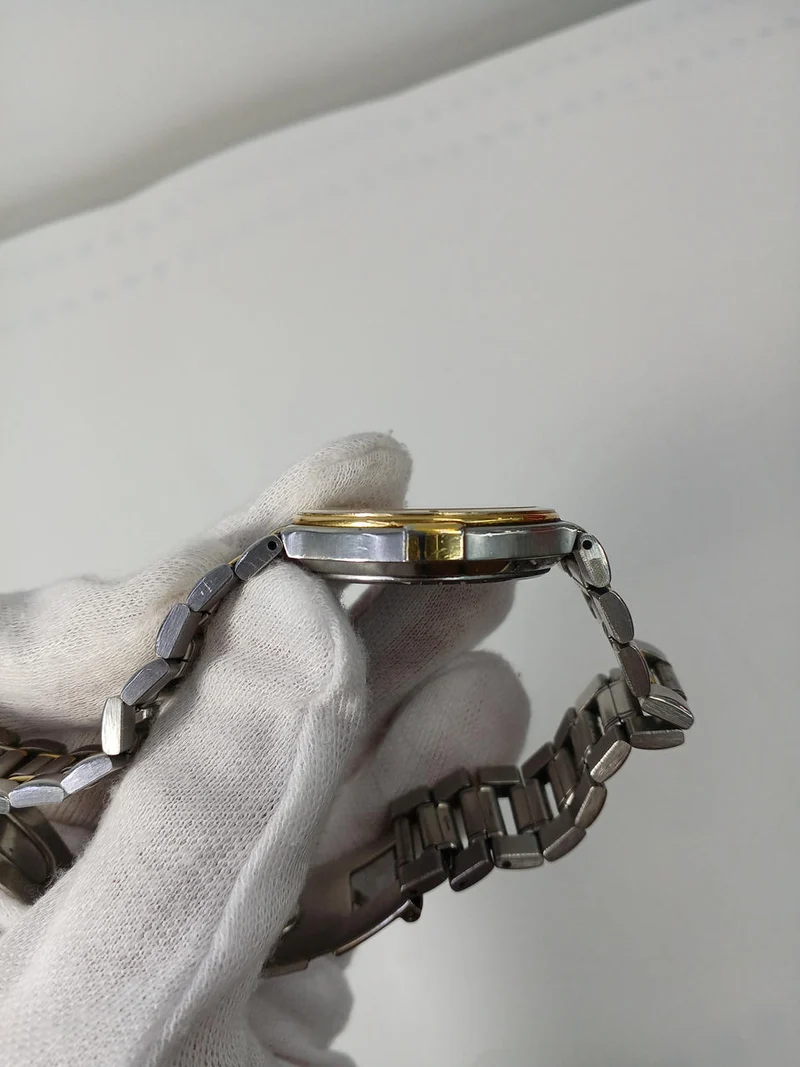 SEIKO CADET 6F32-6000