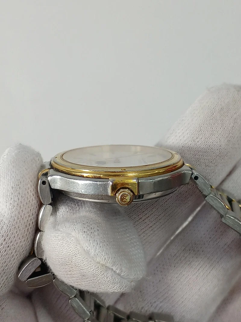 SEIKO CADET 6F32-6000