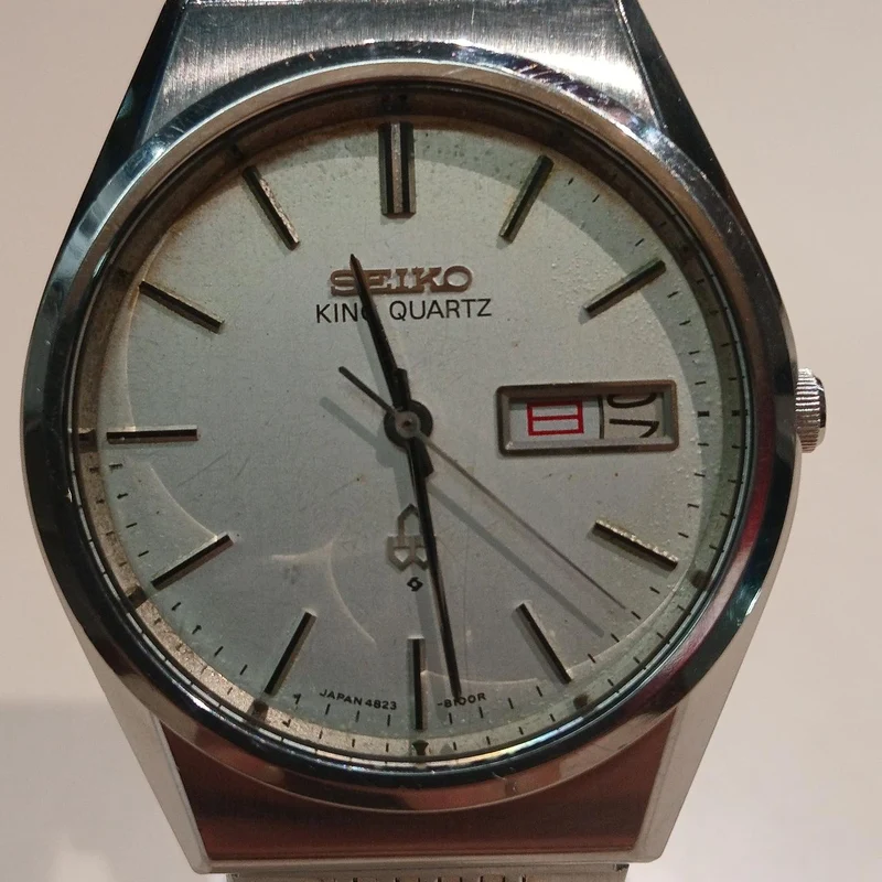 SEIKO KING QUARTZ 4523-8100