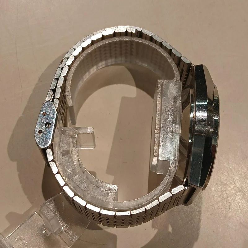 SEIKO KING QUARTZ 4523-8100