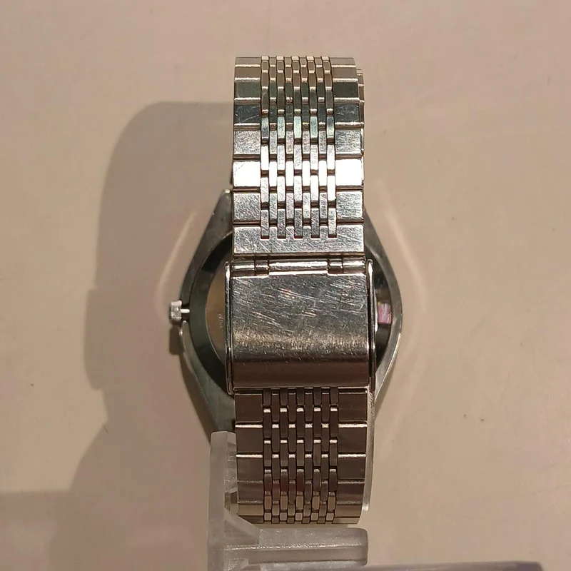 SEIKO KING QUARTZ 4523-8100