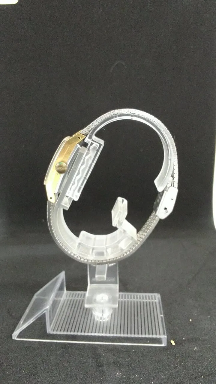 SEIKO Armbanduhren werden im Ist-Zustand verkauft