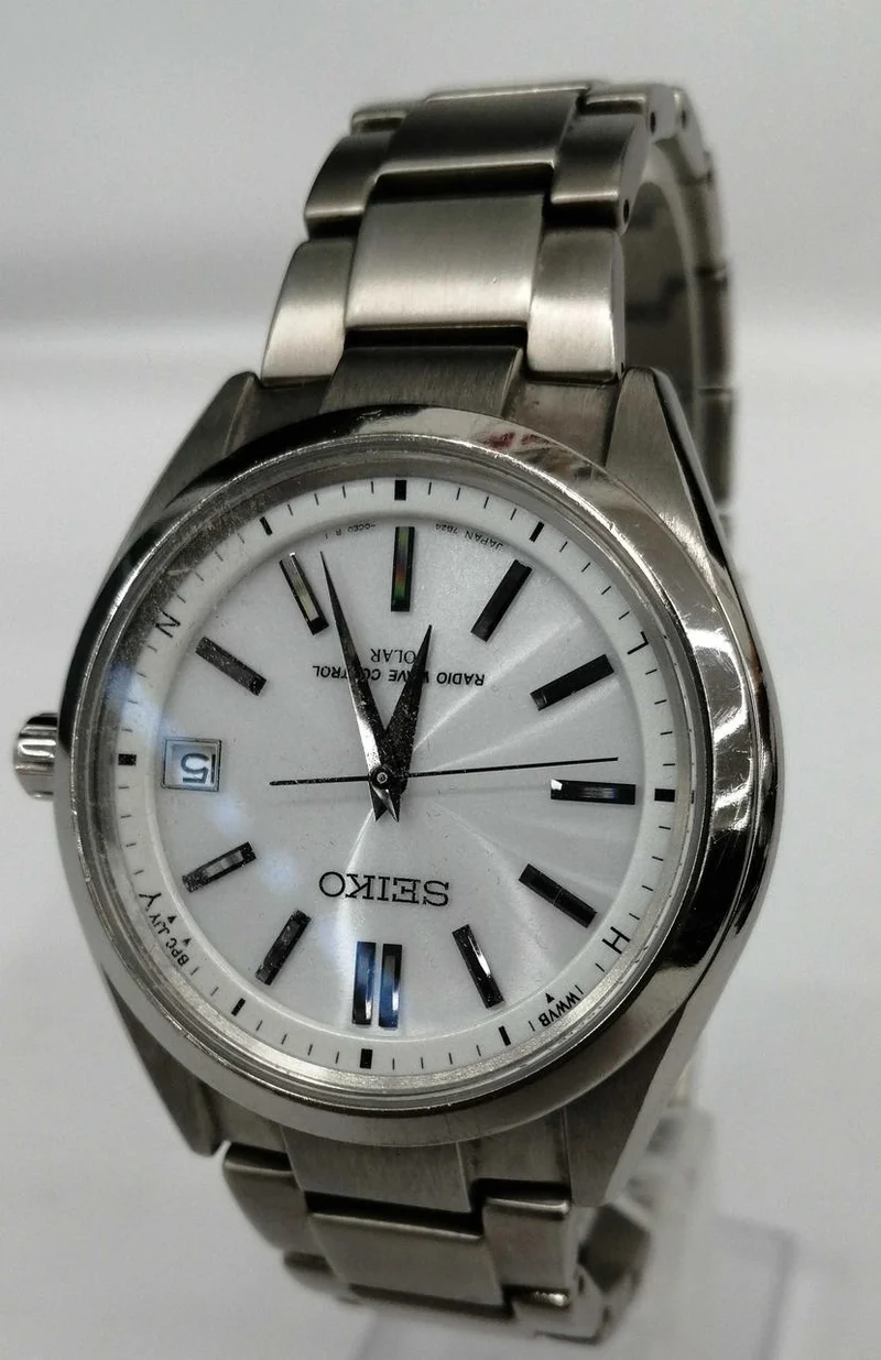 SEIKO Brightz Funkgesteuerte Solarleuchte 7B24-OBHOSAGZO79