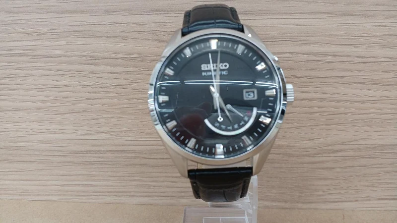 SEIKO Quarz-Armbanduhr mit Batteriebetrieb 5M84-0AB0
